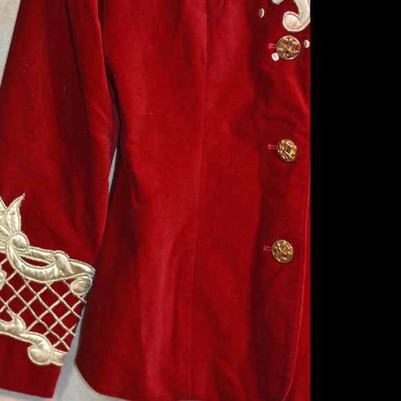 REd Velvet Blazer Embellished in Gold Applicae Sz 38 /M - Picture 5 of 10